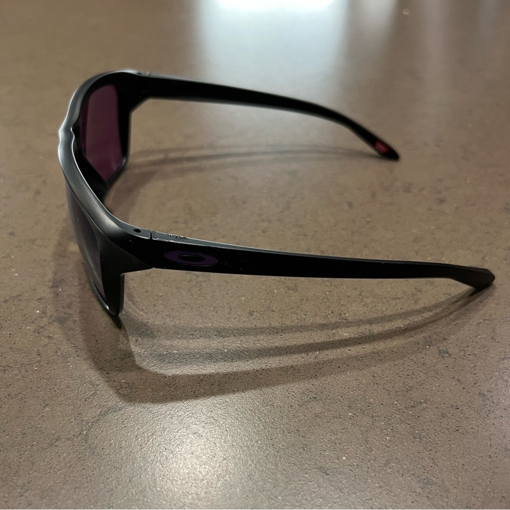 NEW Oakley Sylas Prizm Violet Polarized Lenses,
Matte Black Frame - Picture 10 of 14